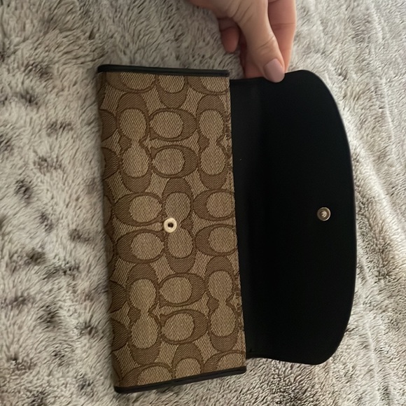 COACH Slim Snap Closure Envelope Wallet - Picture 3 of 11